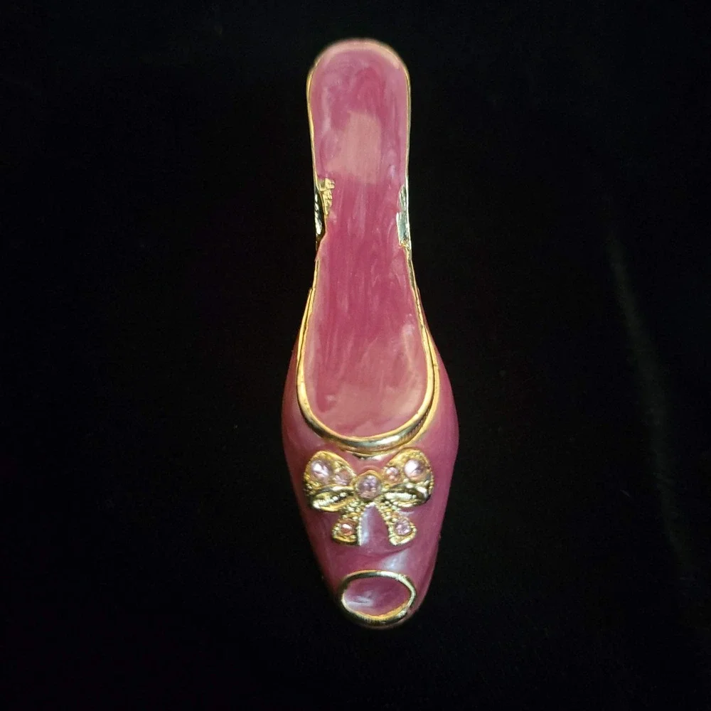 Monet vintage trinket